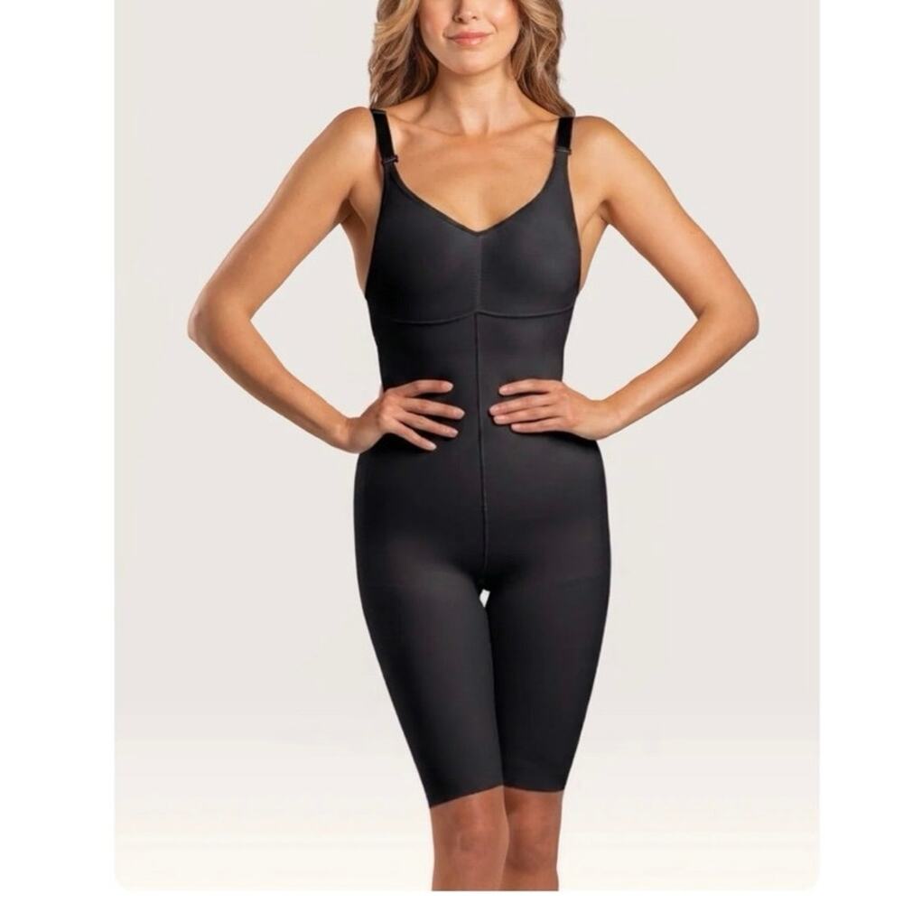 Isavela 2nd Stage Mid-Thigh Compression Bodysuit w/Bra
Size Small Black